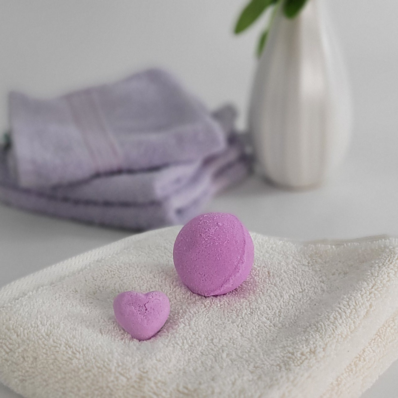 Blueberry Bath Bomb