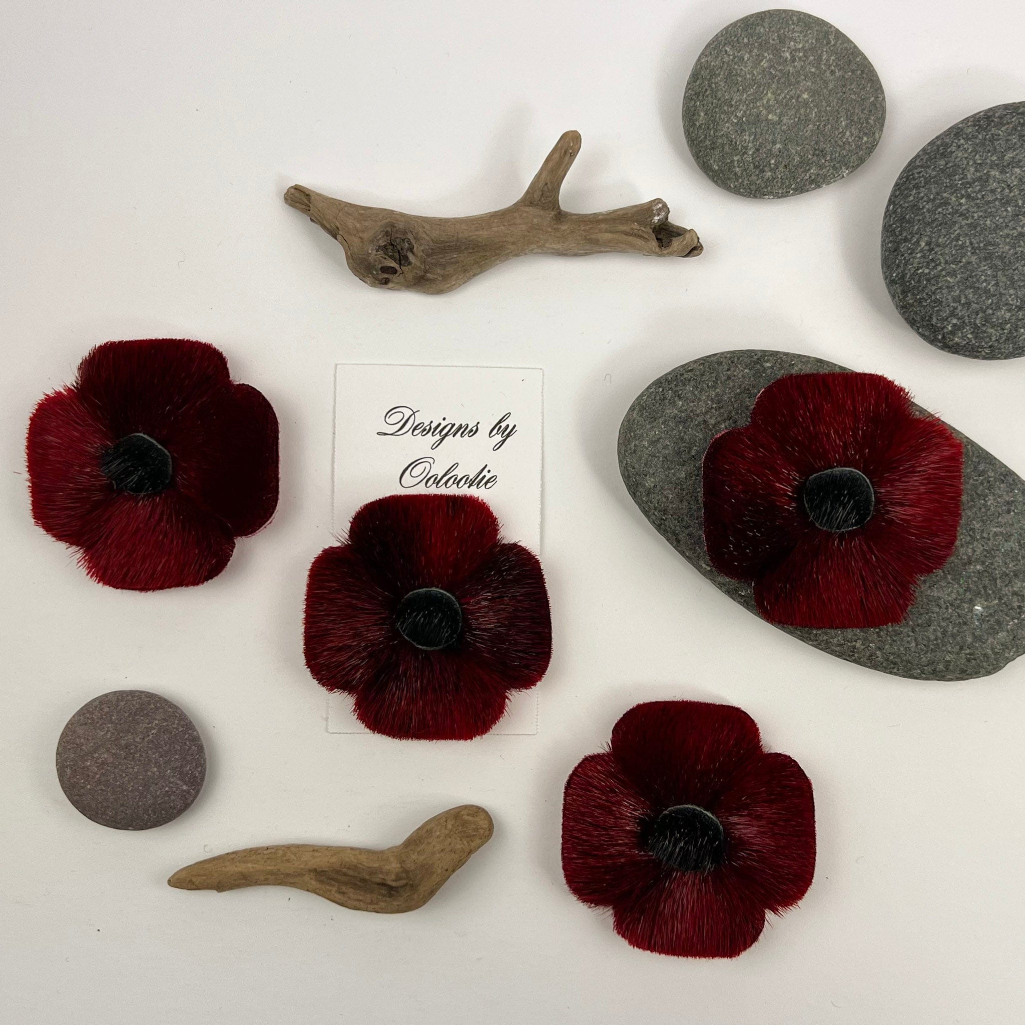 Oolootie - Seal Skin Poppy